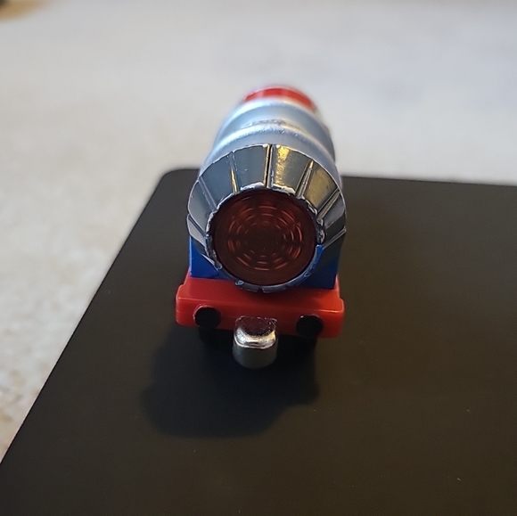 Thomas and Friends Jet Engine Lights and Sounds Take Along Diecast Metal Train - Picture 11 of 13